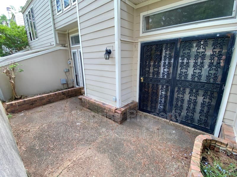 Cordova Condo: 8176 Harley Square