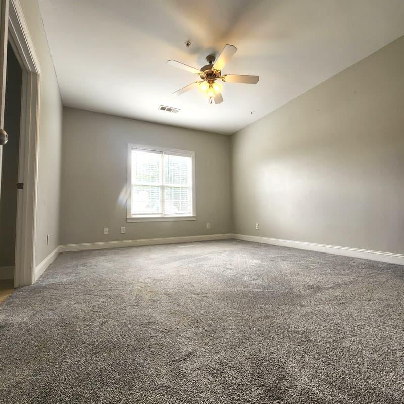 Greenville House: 364 Easterlin Way