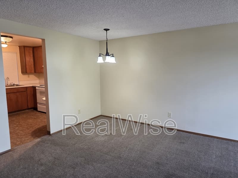 Vancouver Condo: 2022 E 6th St