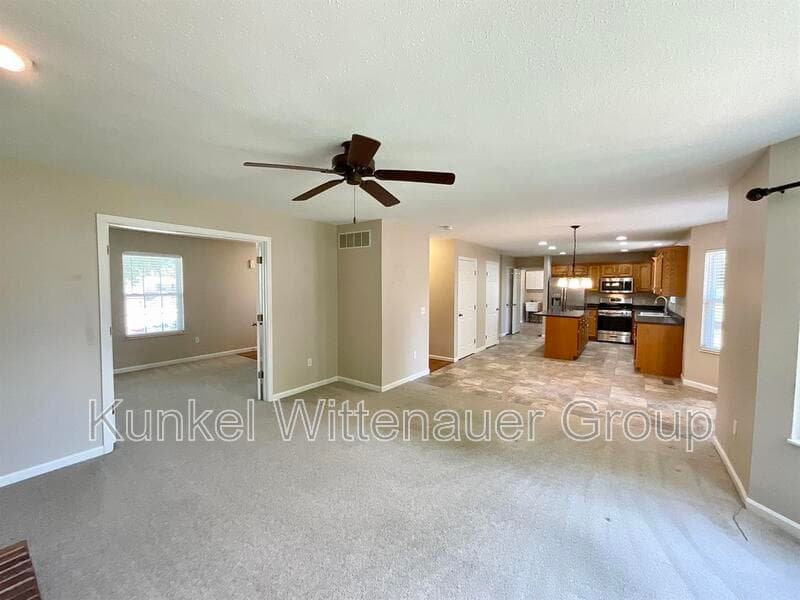 O'Fallon House: 150 Knob Creek Lane