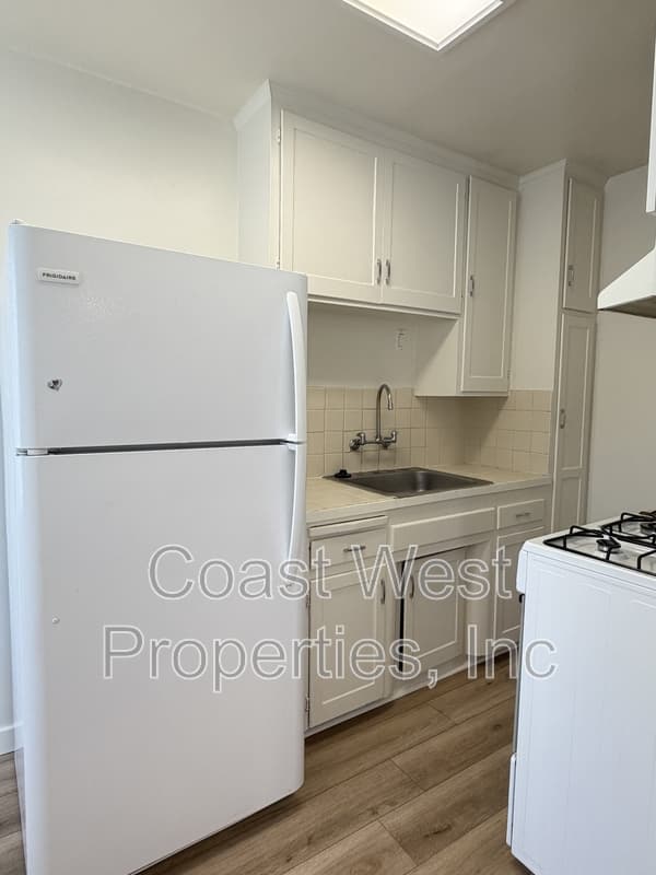 San Diego Condo: 4421 College Avenue