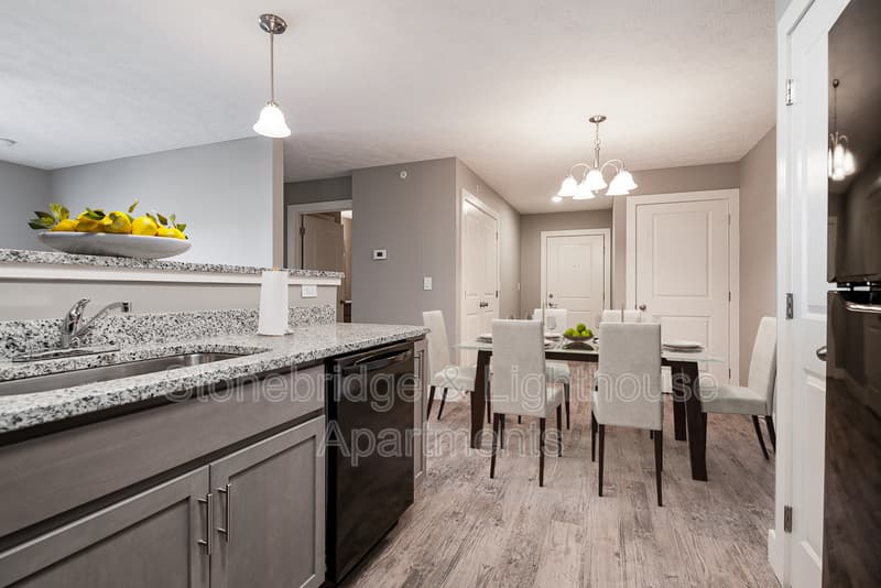 Jeffersonville Condo: 1632 Old Salem Rd