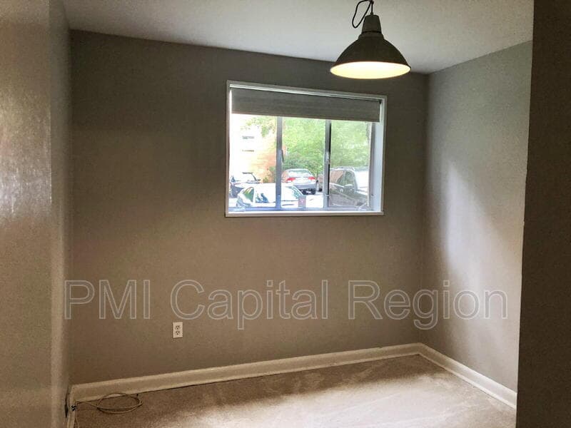 Bethesda Condo: 10416 Montrose Ave