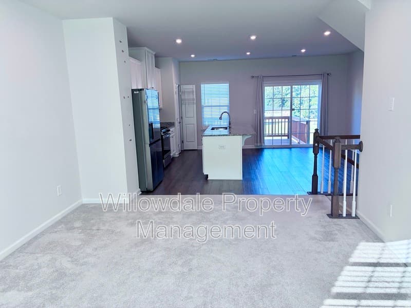 Durham Townhome: 818 Romeria Dr