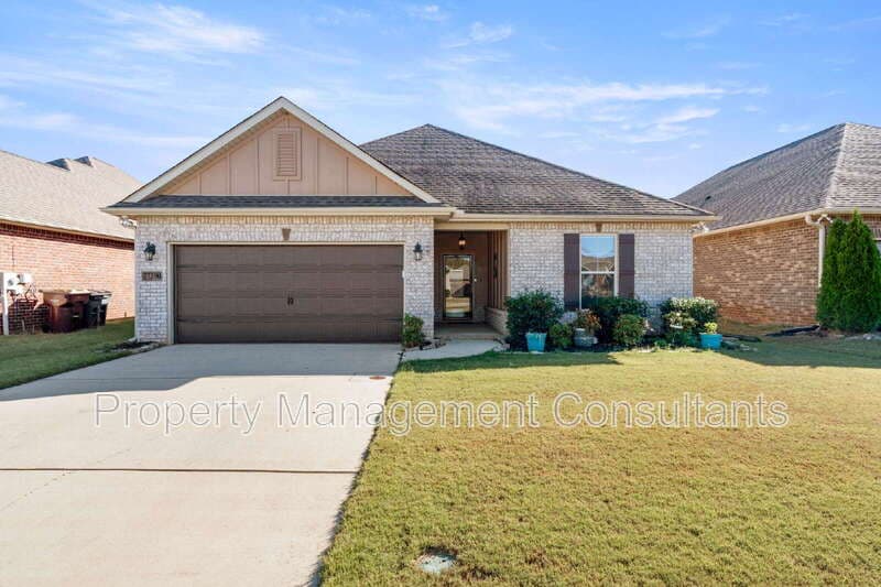 Athens House: 27290 Dieken Dr