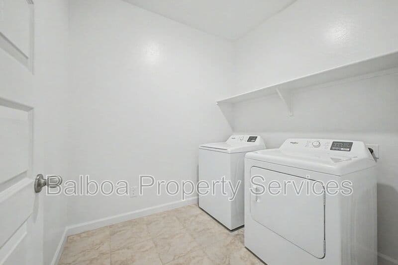 San Tan Valley House: 5457 E Cinder Ln