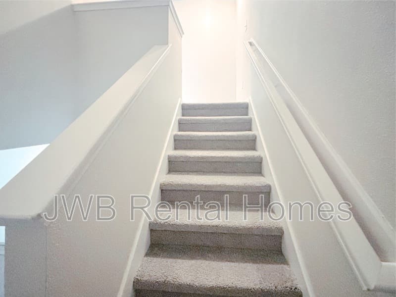 Jacksonville House: 8520 Cocoa Ave