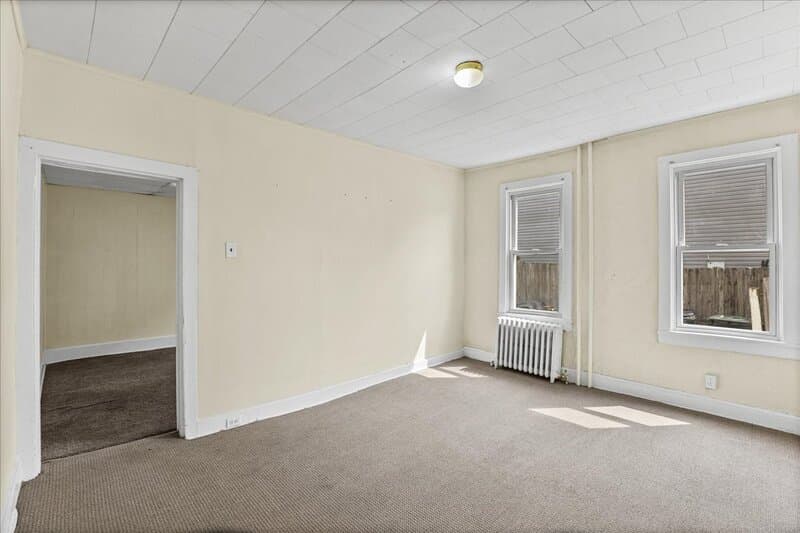 Woodbury Condo: 122 South Davis Street - A