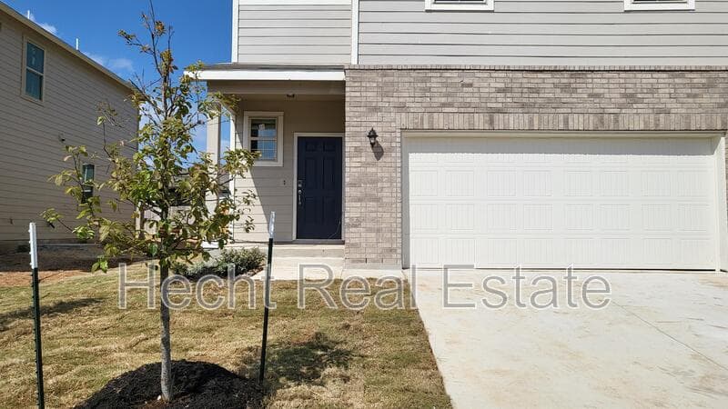 Seguin House: 2440 Ayers Drive
