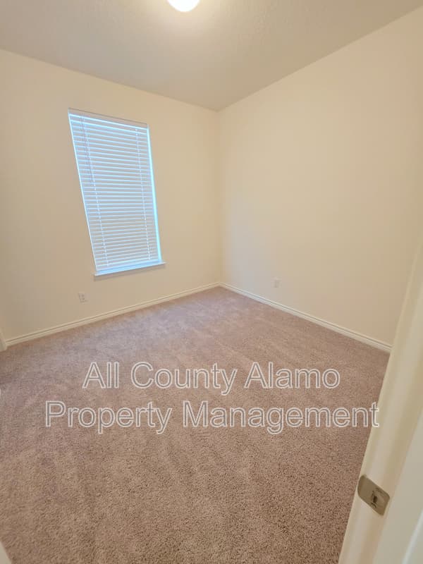 San Antonio House: 4823 Pico Pico St.