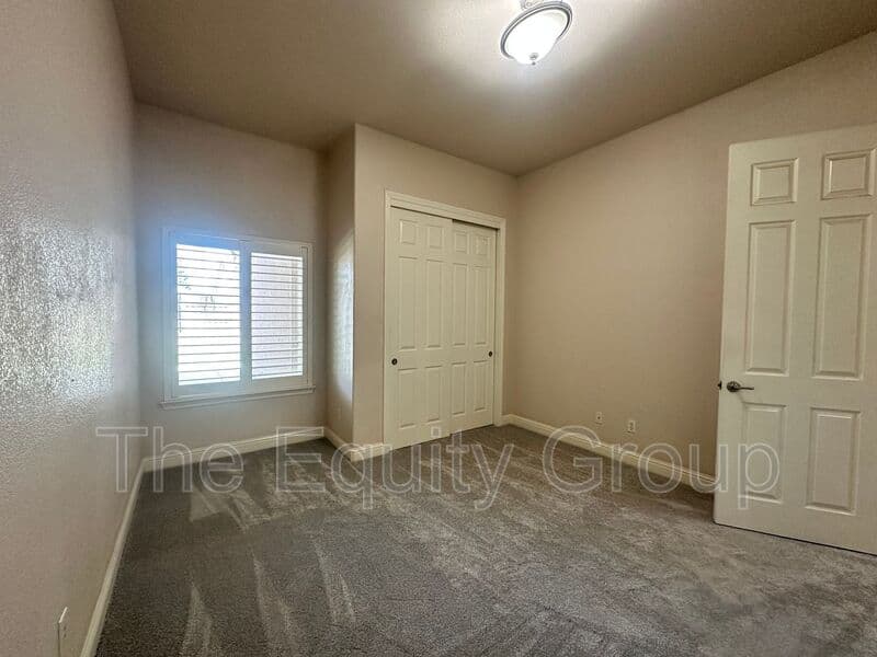 Visalia House: 239 North Preston St