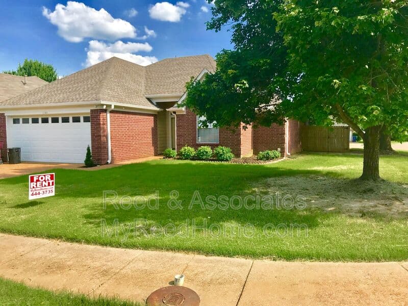 Cordova House: 1160 Breezy Valley Drive