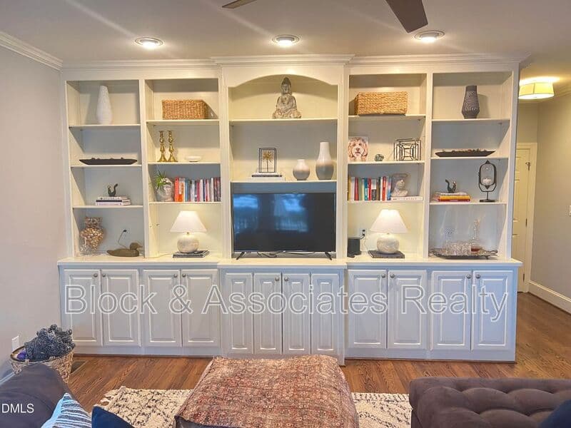 Raleigh House: 2200 Misskelly Dr