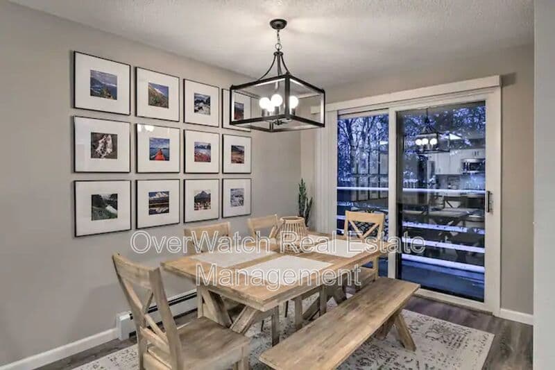 Anchorage Condo: 5125 Rhyner Court