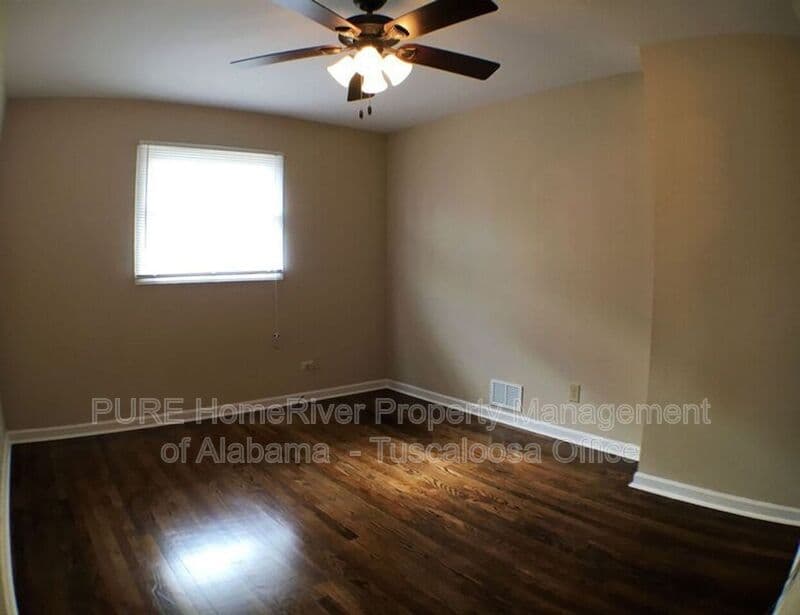 Tuscaloosa House: 151 Lenora Drive