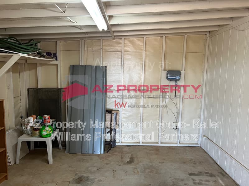 Surprise House: 28840 N 168th Ave