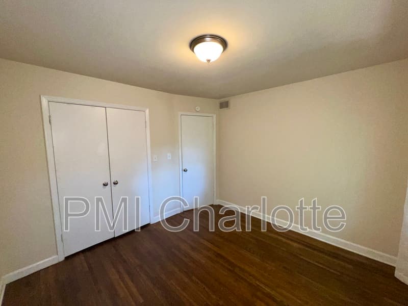 Charlotte Condo: 4317 Walker Rd