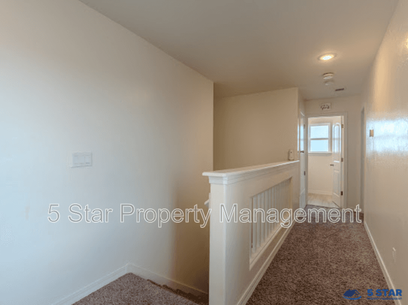 El Paso House: 2233 Mike Price Dr