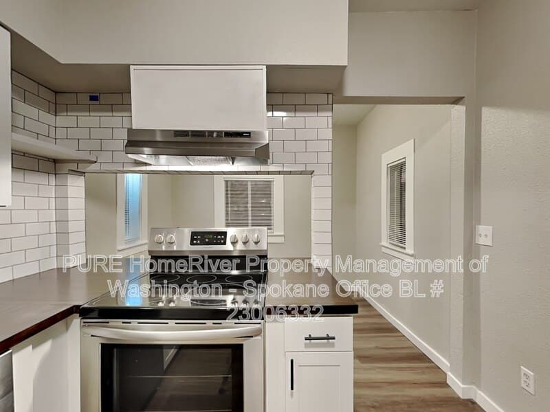 Spokane House: 1527 W 6th Ave