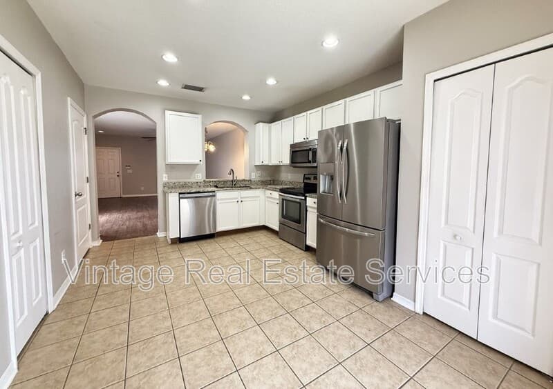 Riverview House: 12270 Foxmoor Peak Dr