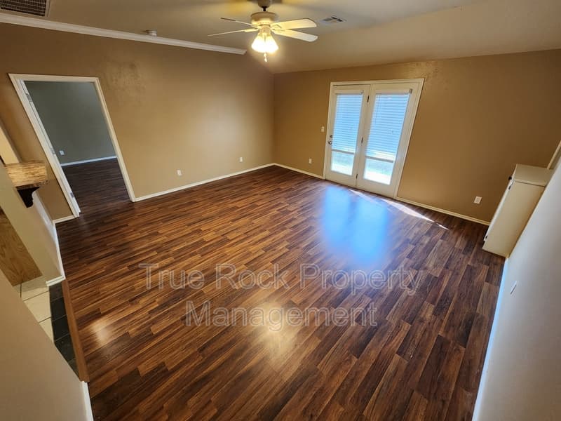 Ada House: 1414 South Mississippi Avenue