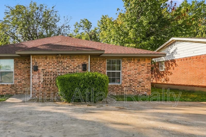 Arlington House: 116 Maple Street - B