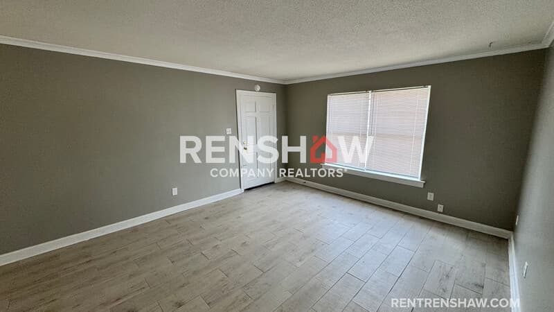Memphis Townhome: 3216 S Mendenhall Rd