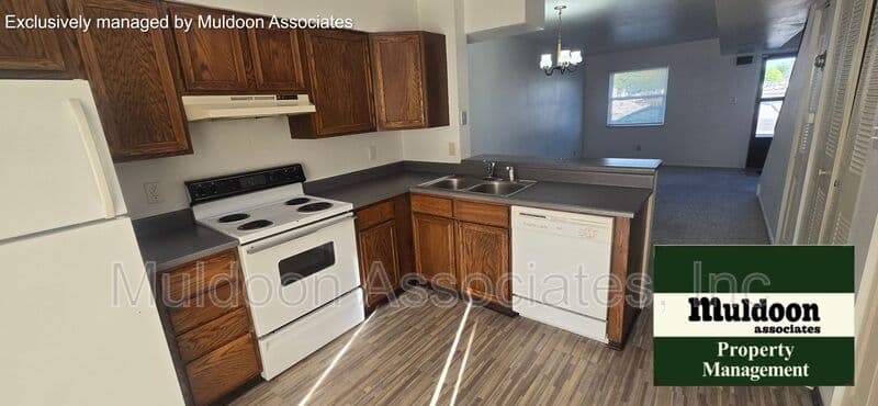 Pueblo Townhome: 3543 Baltimore Ave