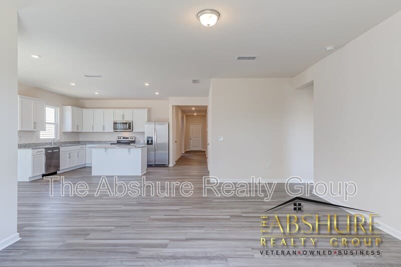 Raleigh House: 3512 Arctic Brook Street