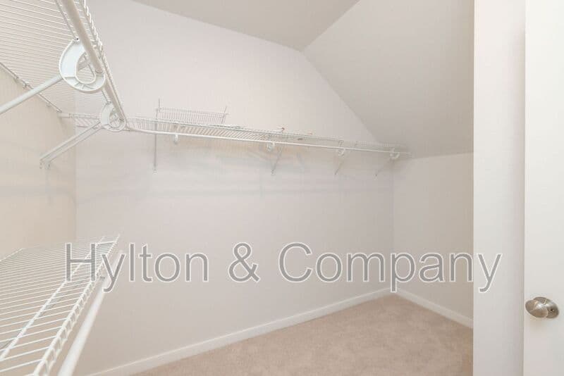 Richmond Townhome: 5920 Whitehurst Ln