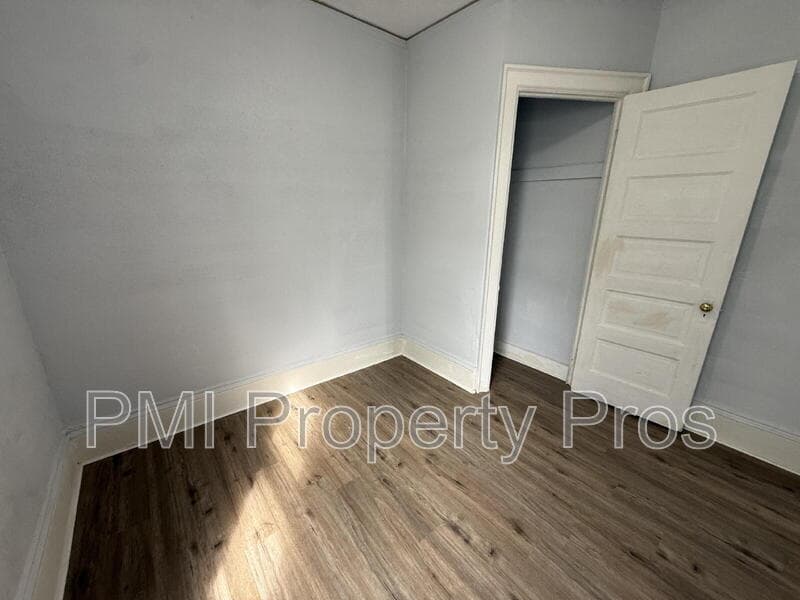 Milwaukee Condo: 1623 N 38th St