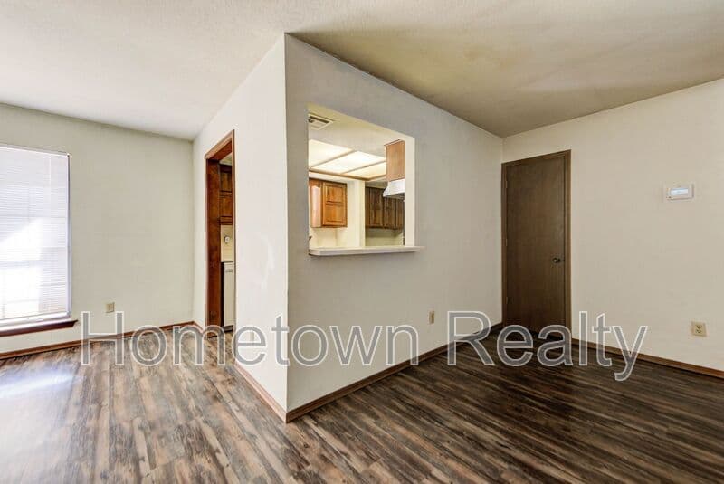 Oklahoma City House: 436 NE 115th Street