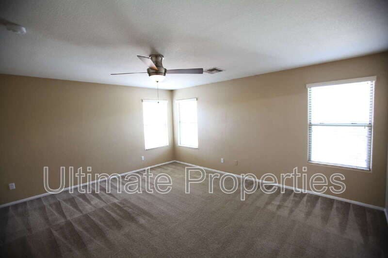 Glendale House: 6376 W Ruth Ave
