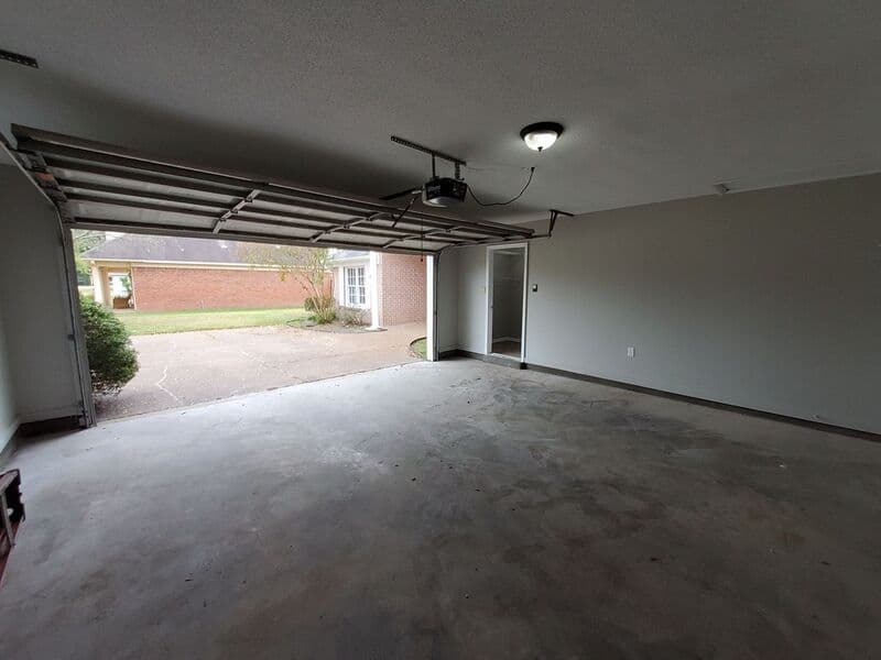 Cordova House: 647 S Sanga Rd