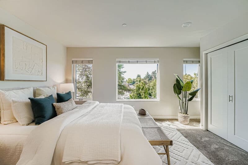 Seattle Condo: 1819 SW 96th Lane