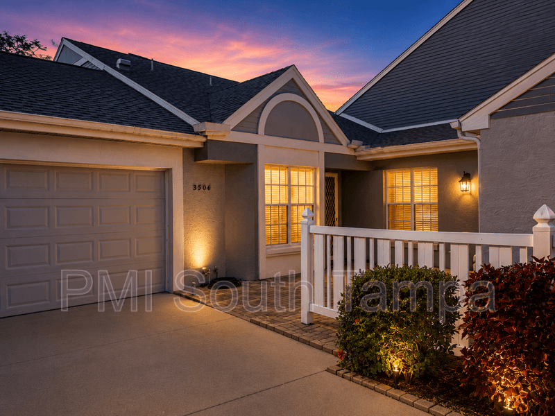 Bradenton House: 3506 52nd Ave W