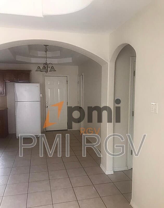 Pharr Condo: 1105 S Palm Dr