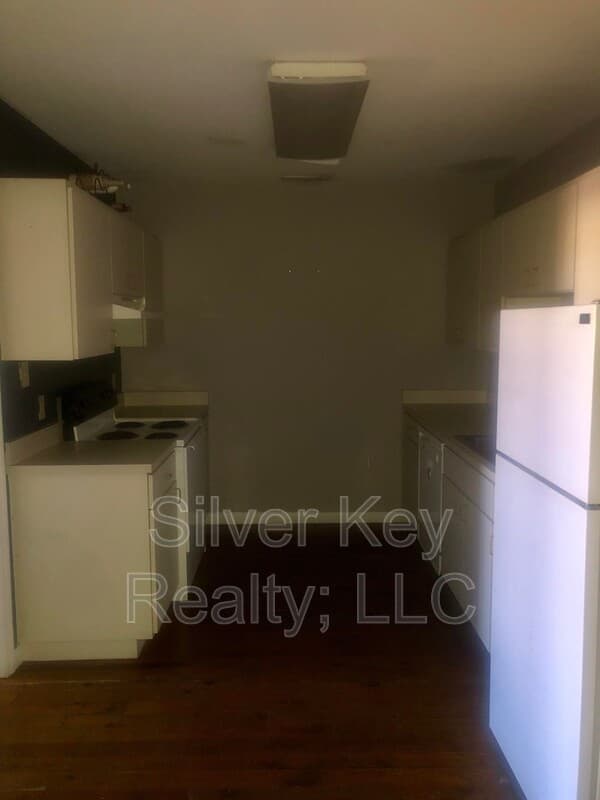 Athens Condo: 217 E. Washington Ave