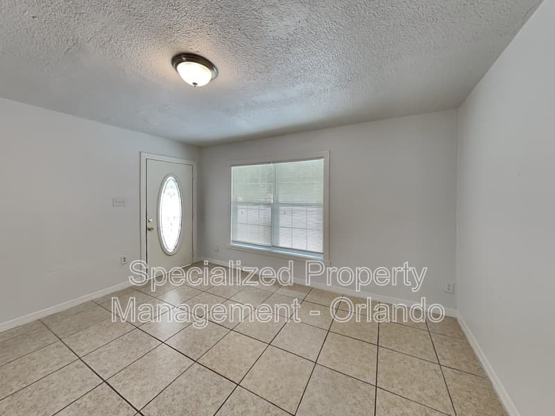 Orlando House: 101 Samuel St