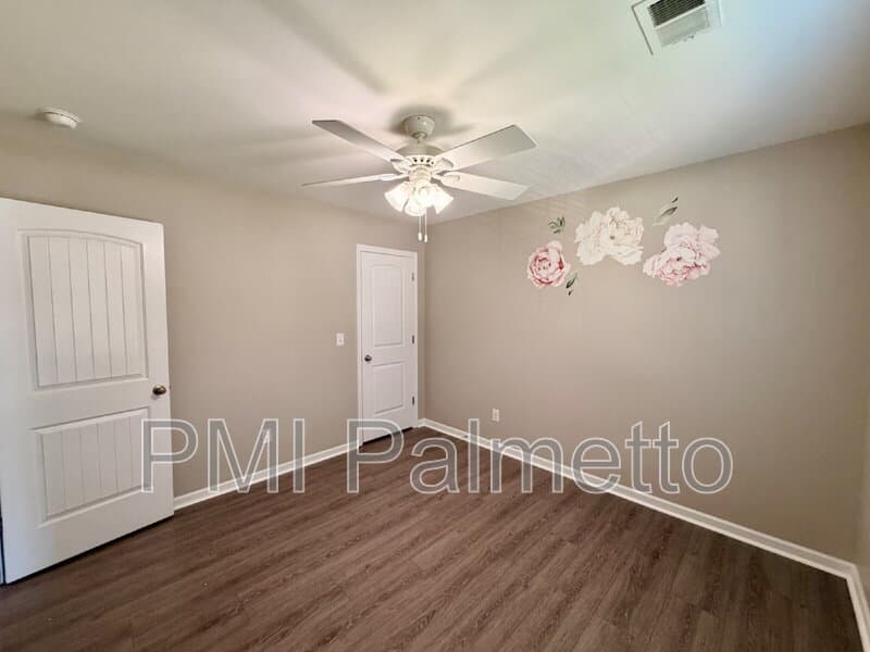 Chapin House: 226 Elsoma Dr