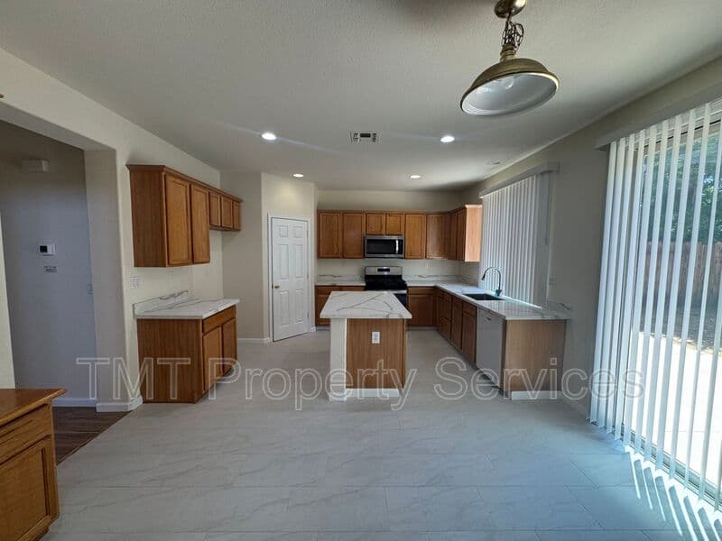 Elk Grove House: 9654 Little Harbor Way