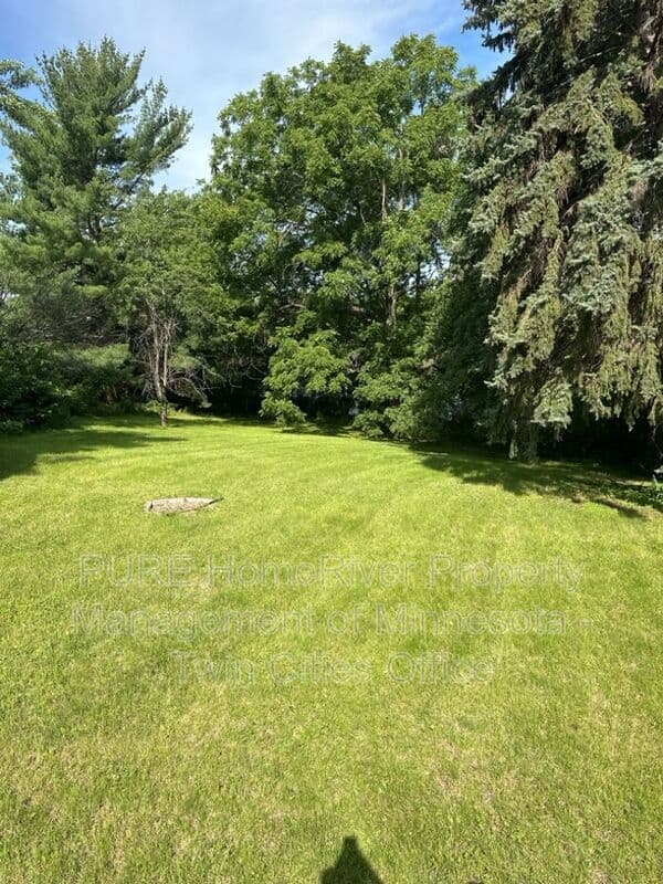 Bloomington House: 9306 Blaisdell Ave S