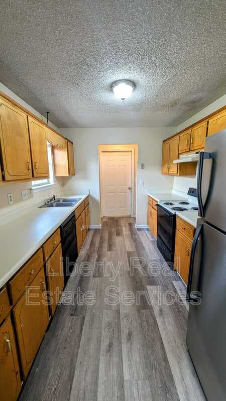 Hinesville House: 1460 Flo Zechman Dr
