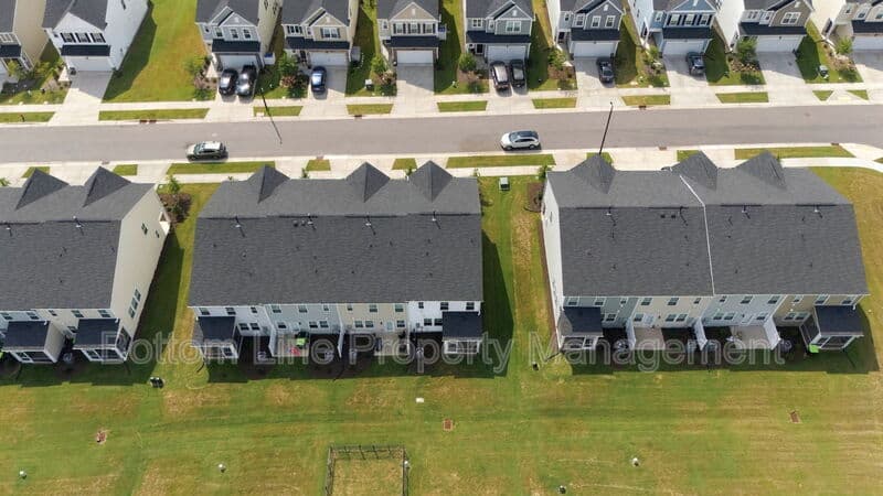 Durham Townhome: 5811 Woodlawn Dr