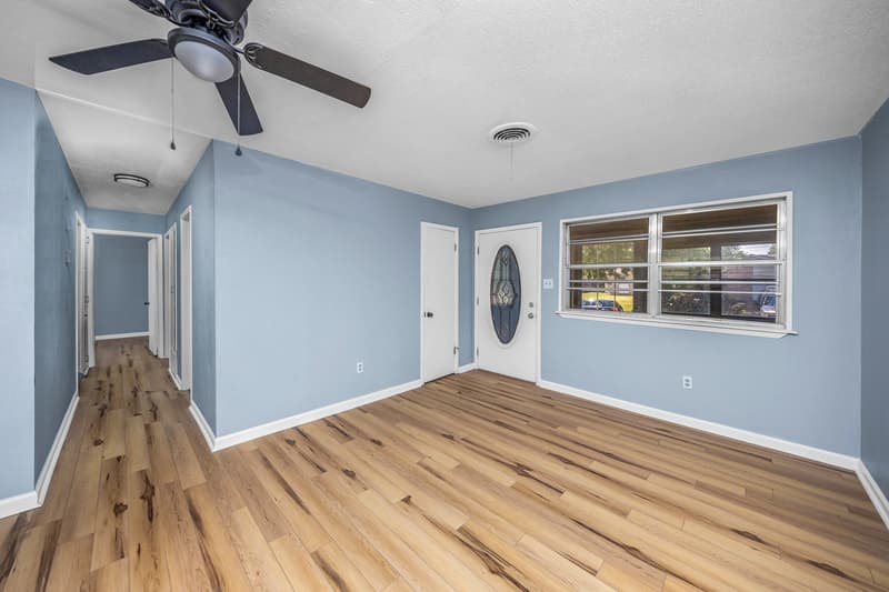 Lawton House: 4802 Southeast Avalon Avenue