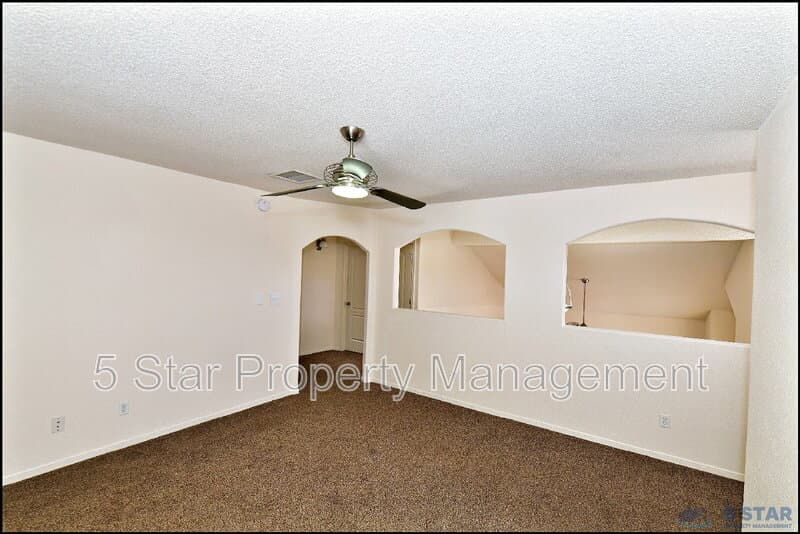 El Paso House: 6372 Franklin Ridge Dr !!