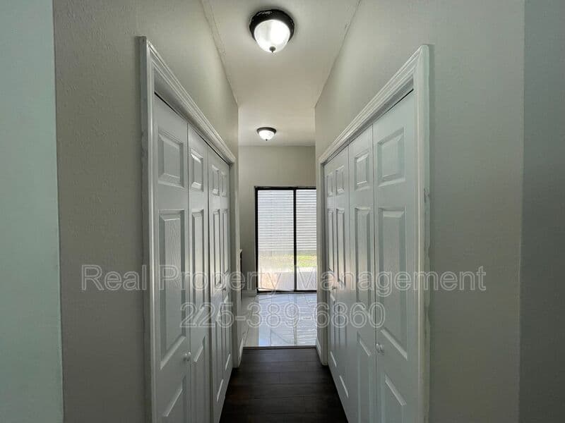 Baton Rouge House: 1531 Lila Ave.
