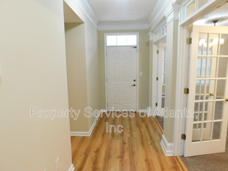 Marietta House: 2506 Waterstone Way