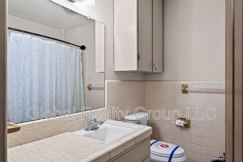 New Braunfels House: 138 Bobolink Dr