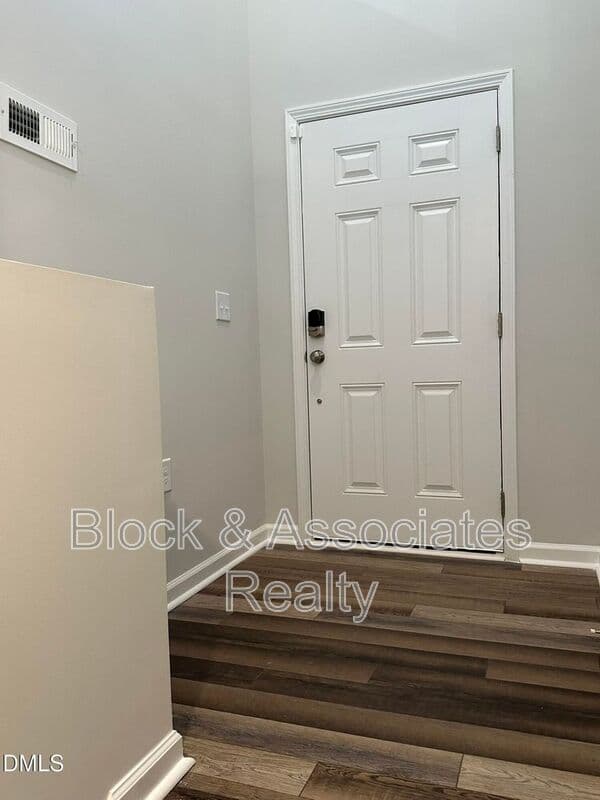 Wake Forest House: 608 Gimari Drive